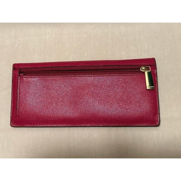 Coach - Picture 3 of 8